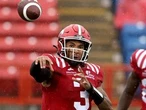 'I think I'm good': After injury scare, QB Vernon Adams Jr. returns to Calgary Stampeders practice