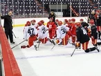 With extension, head coach Ryan Huska takes centre stage in Calgary Flames rebuild
