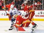 Flames ride strong second period to victory over Lightning