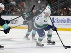 Canucks: How Linus Karlsson can become a roster mainstay, not just an option