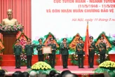 Cục Tuyên huấn nhận Huân chương Bảo vệ Tổ quốc hạng Nhất