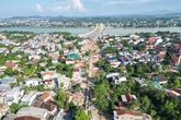 Người dân dỡ nhà bàn giao mặt bằng thi công đường vành đai 3