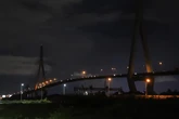 Dùng máy phát điện thắp sáng cầu Cần Thơ