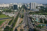 Ngổn ngang công trình trên đại lộ huyết mạch Nam Sài Gòn