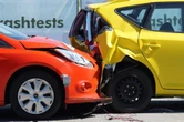 Los seguros de auto en México llevan diez quincenas subiendo de precio y el responsable es el gobierno federal 
