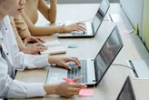 Querían vigilar el home office con capturas de pantalla y ahora enfrentan una filtración con más de 21 millones de imágenes expuestas 