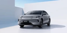BYD presentó un auto eléctrico en China con un costo menor a 300,000 pesos para competir con Tesla Model 3, según reporte 