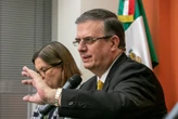 México prepara una ofensiva comercial: eliminar aranceles a vehículos pesados será prioridad en la revisión del T-MEC, afirma Marcelo Ebrard 