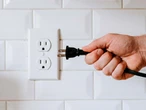 Profeco y los electricistas coinciden: "Desconecta siempre los conectores por la clavija y no del cable para evitar dañar la conexión" 