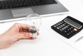 Casi nadie lo sabe, pero esta es la manera correcta de leer y entender tu recibo de luz de CFE en casa
