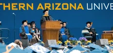 Bill Gates admite un grave error de su pasado para evitar que los jóvenes lo repitan. Y da otros cuatro consejos muy valiosos 