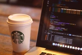 Una empresa pidió a un aspirante que llevara café de Starbucks a la entrevista. Lo rechazó de forma brutal