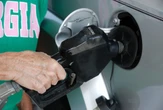 México quiso frenar el precio del diésel, pero casi 8,000 estaciones lo venden por encima del tope 