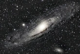 Estos astrónomos descubrieron algo sorprendente: existen varias galaxias que apuntan directamente a la Tierra 
