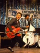 "Necesitamos tu ayuda": los protagonistas de Volver al Futuro buscan la guitarra de Marty McFly, perdida desde 1985 