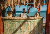 "Parece el primer visado viable para nómadas digitales": este paradisíaco país ahora te deja vivir en él por poquísimo dinero 
