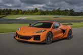 Compró un Corvette de casi 3 millones de pesos, lo chocaron en cinco días y ahora el seguro planea arreglarlo con refacciones usadas