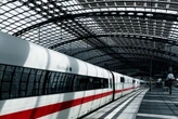 Ya puedes pedir el código para viajar casi gratis este verano con descuentos de hasta el 90% si eres joven 