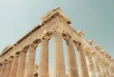 Mientras la semana laboral de cuatro días se expande en el mundo, Grecia quiere imponer jornadas de 13 horas al día 