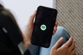 El DJ con IA de Spotify ya entiende español en México: así funcionan las nuevas peticiones por voz para crear playlists perfectas 