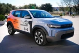 Con la gasolina cada vez más cara, Renault con Geely presentan un motor que rinde 30 km/l. Y ya está funcionando en un Dacia Duster 