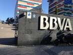 Parecía imposible, pero condenan al BBVA a reembolsar el dinero estafado vía SMS a una clienta: 