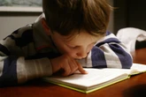 El reto en las escuelas en México no es la IA, es que hay niños en tercer grado que no saben ni leer  
