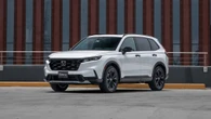 Honda CR-V 2026 llega a México: 204 HP, motor turbo o híbrido y asistencias a la conducción en todas sus versiones, precio y lanzamiento 