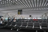 Mientras el Mundial llenaba estadios, el AICM transportó menos pasajeros que hace un año 