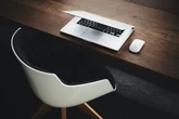 Un estudio sobre la semana laboral de 4 días descubre que cuando trabajamos 5 días pasamos uno sin hacer casi nada 