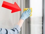 Este producto lo tienes en casa, es más barato que el jabón y sirve para limpiar tus ventanas  