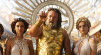"Es un maldito universo de dibujos animados": Russell Crowe cree que los actores que esperan que Marvel y DC cambien sus vidas están equivocados 