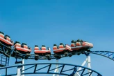 El día que un médico descubrió que una atracción de Disneyland ayudaba a sus pacientes a expulsar cálculos renales 