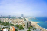 El CEO de una empresa de Barcelona despidió a un trabajador por tener dos empleos: lo descubrió al probar la jornada de cuatro días