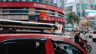 En China triunfa un 'Uber a la inversa': permite a alguien que bebe alcohol pueda volver a casa en su propio coche 