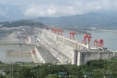 Creíamos que China aprendió la lección después de alterar la rotación de la Tierra con una de sus construcciones, pero no: ahora construirá una más grande 