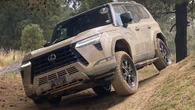 Lexus GX llega a México: V6 biturbo, AWD y precio de 1.9 millones de pesos para la SUV de lujo que quiere la corona de Clase G y Defender 