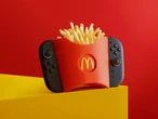 Switch 2 ya tiene el accesorio más absurdo de su historia: te deja comer papas mientras juegas, y puedes descargar gratis el proyecto 