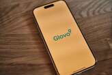 Glovo acaba con su modelo de falsos autónomos. Solo han hecho falta 205 millones de euros en multas y que su fundador vaya a juicio 