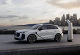El nuevo Audi Q3 es el más avanzado de la historia: sonido Sonos, IA para estacionarse solo y hasta 119 kilómetros de autonomía eléctrica 