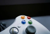 Casi 20 años después, Xbox actualiza su consola más querida solo para decirte algo: compra la Xbox Series 