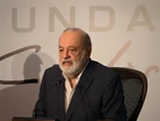 Carlos Slim, dueño de Telcel y Telmex: "La pobreza no se elimina con bienestar social, se elimina con empleo" 
