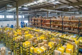 Amazon lleva años contratando a gente solo para luego despedirla. Este es el motivo, según trabajadores de la compañía 