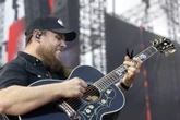 Habs celebrate their playoff run with Luke Combs at Parc Jean-Drapeau