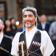 Син Лорен, який заради коханої змінив віросповідання, засвітився у цікавому вбранні. Фото