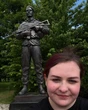 "Кожна моя сльоза збирала журналістів". Пташка показала фото з відкриття пам’ятника її коханому