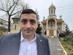 У Румунії рахують голоси під час виборів президента. Вкрай правий кандидат уже оголосив себе переможцем