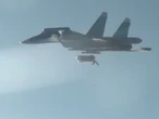У Росії показали обстріл України тритонною авіабомбою. В ОП заявили, що потрібний дозвіл на удари вглиб РФ по літаках, які її скидають