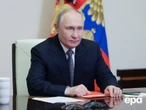 Путін не може приїхати до більш ніж половини країн світу, до певної міри він "уже у в'язниці" – Forbes