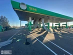 Ракета в Миколаєві влучила по заправці WOG, загинула людина. Фото, відео